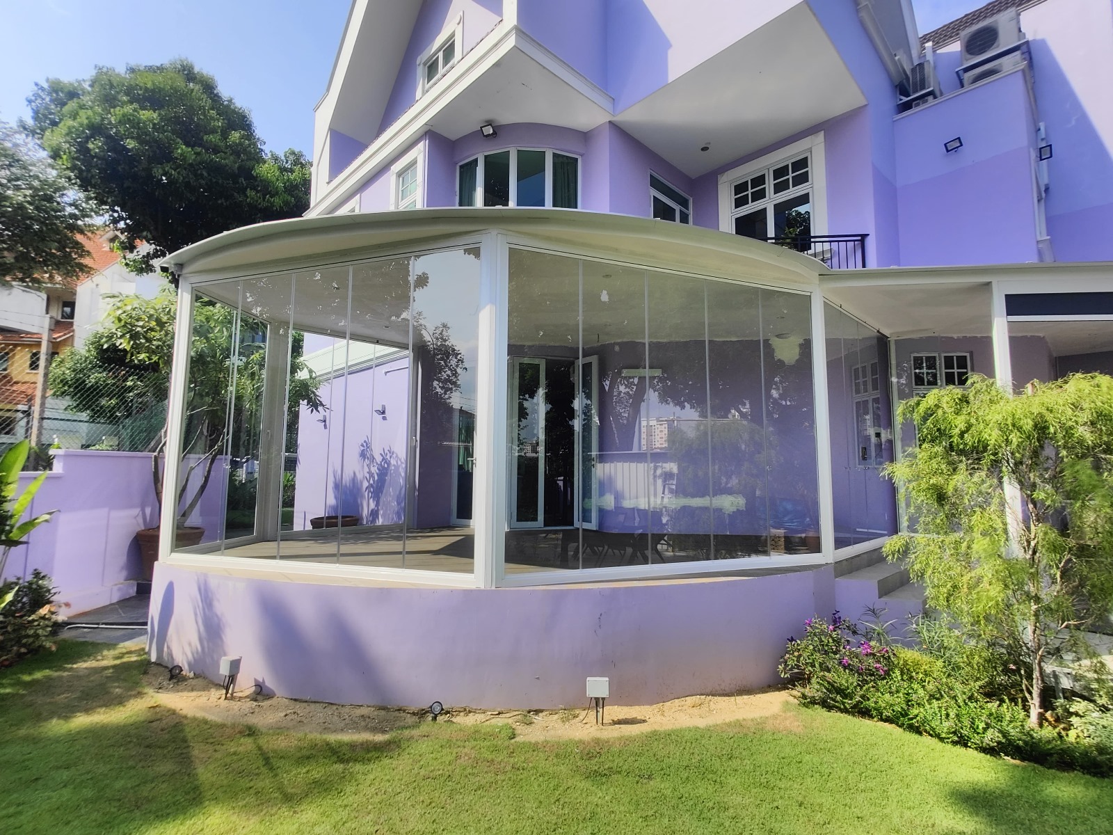 Glass Curtains frameless enclosure
