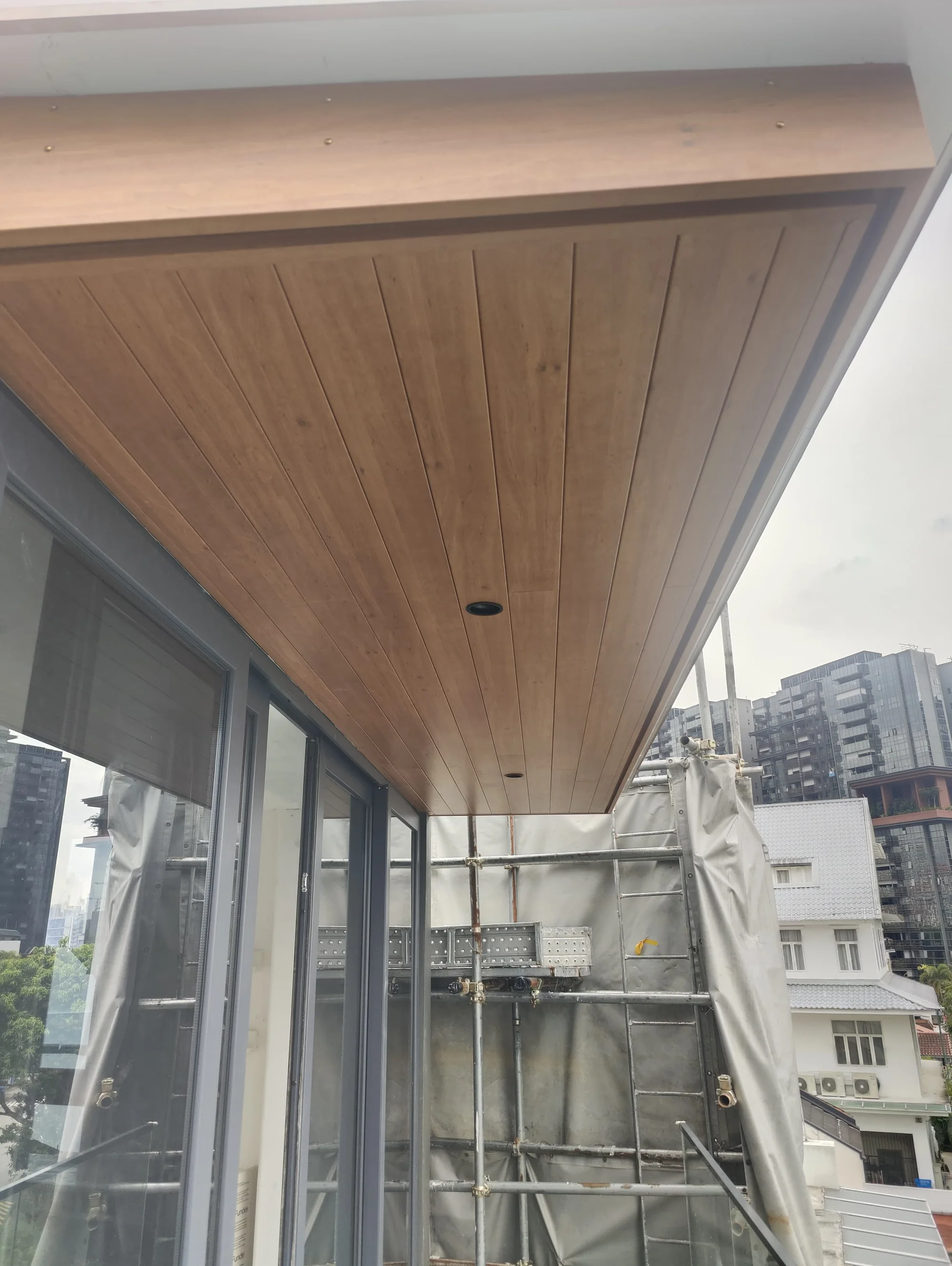Tapered edge detail, aluminium composite panel roofing installed by Exterior Design in Singapore